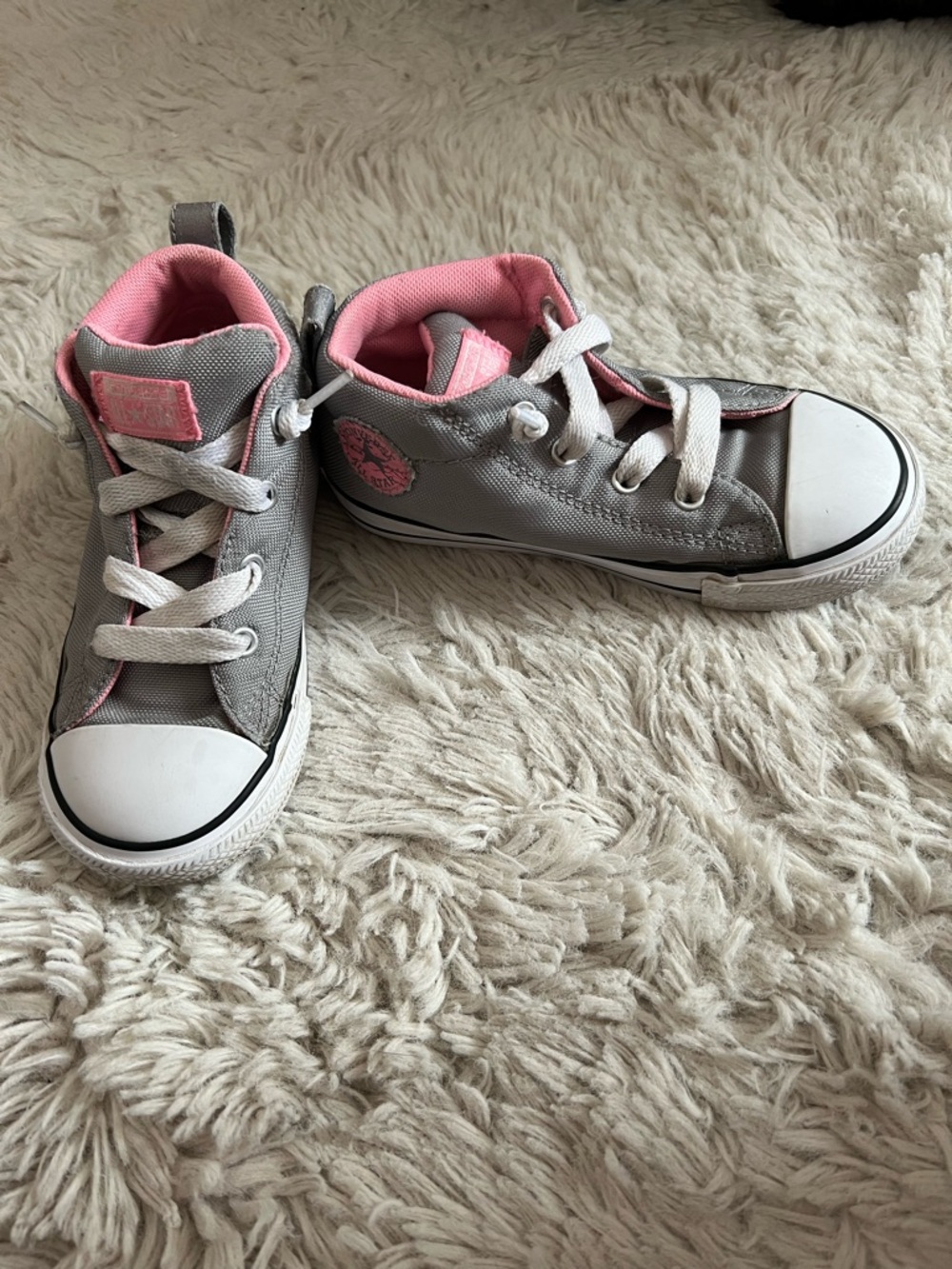 Kids Gray & Pink High-Top Canvas Converse Sneakers size 10 US